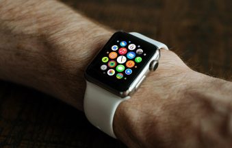 Smartwatch 2025 – Ο απόλυτος οδηγός για να επιλέξεις το κατάλληλο ρολόι τεχνολογίας